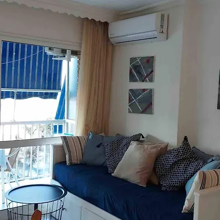 Estudio, First Line De La Playa Prime Location Apartment